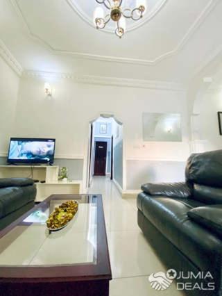 Appartement Meuble 3Ch Yaounde Omnisport - Tigson Luaran gambar