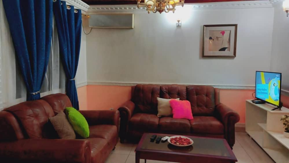 Appartement Meuble 3Ch Yaounde Omnisport - Tigson Luaran gambar
