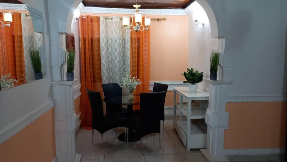 Appartement Meuble 3Ch Yaounde Omnisport - Tigson Luaran gambar
