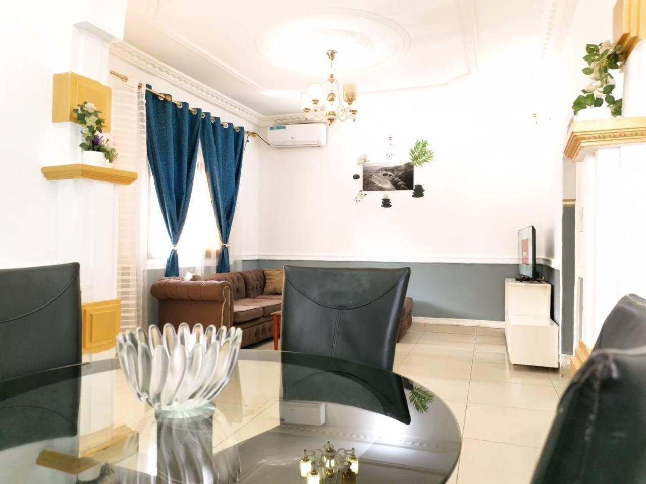 Appartement Meuble 3Ch Yaounde Omnisport - Tigson Luaran gambar